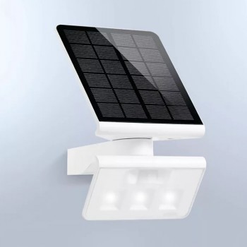 Fasādes gaismeklis LED ar saules paneli un sensoru XSolar L-S, Balts, 8m, 1.2W, 3000K, 150lm, IP44, 140° Steinel